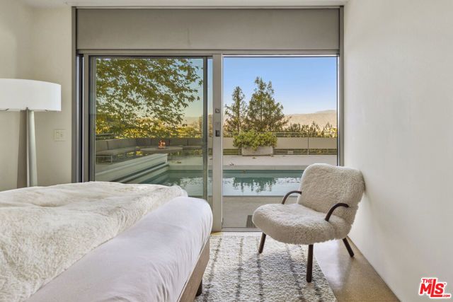 3201 Oakley Drive, Los Angeles, CA 90068