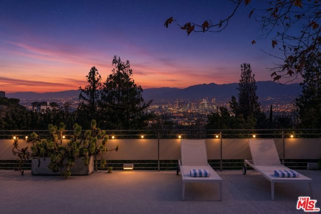 3201 Oakley Drive, Los Angeles, CA 90068