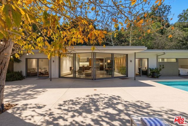 3201 Oakley Drive, Los Angeles, CA 90068