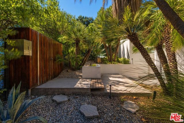 3201 Oakley Drive, Los Angeles, CA 90068
