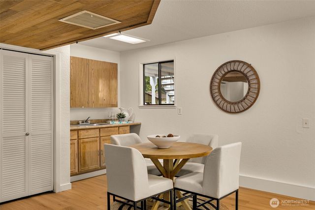 19442 NE 166th Place, Woodinville, WA 98077