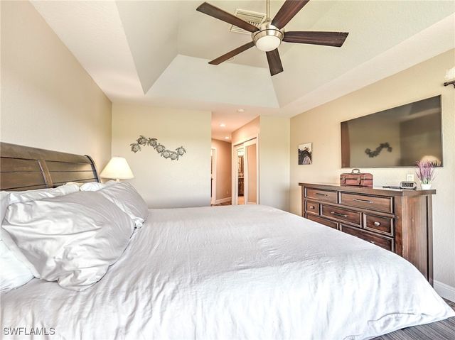 8460 Southbridge DR 2, Estero, FL 33967