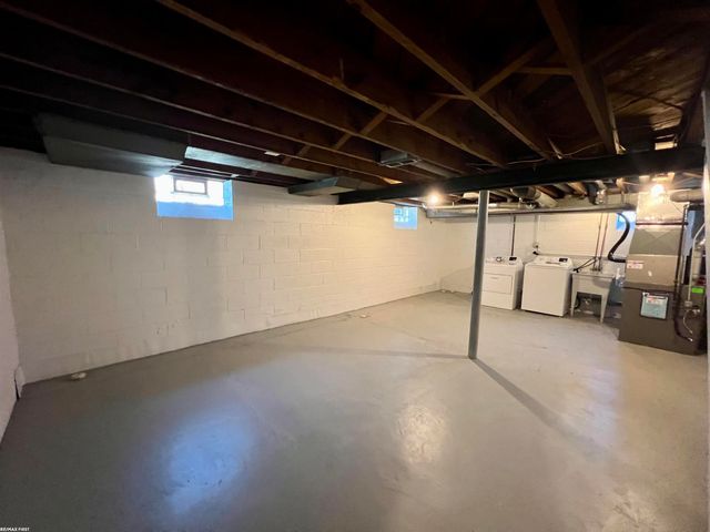 20351 8 Mile Road, St Clair Shores, MI 48080