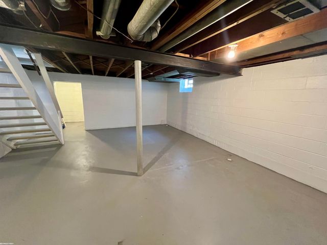 20351 8 Mile Road, St Clair Shores, MI 48080