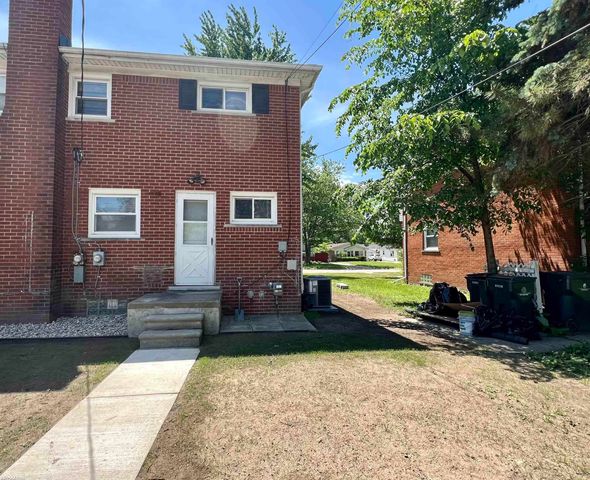 20351 8 Mile Road, St Clair Shores, MI 48080