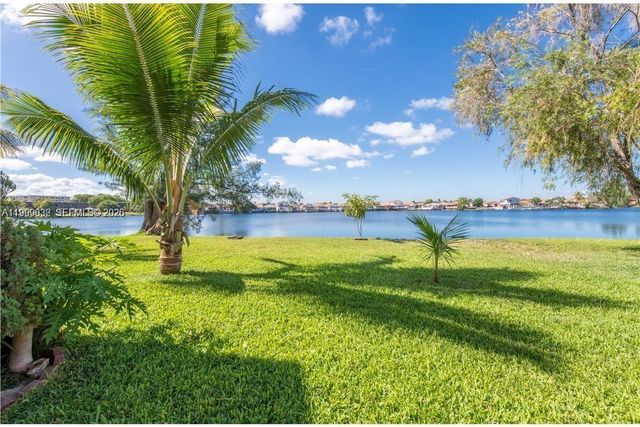 2540 W 67th Pl 204-28, Hialeah, FL 33016