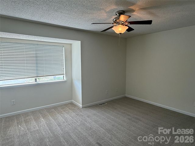 11000 Carmel Crossing Road, Charlotte, NC 28226