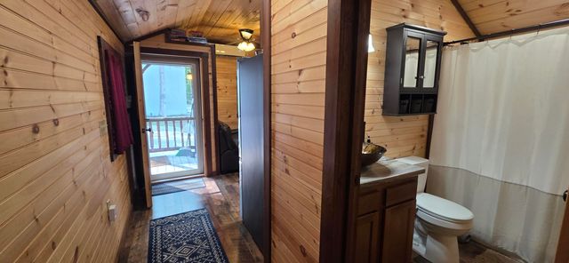 297 Lakeview Avenue, Burnside, KY 42519
