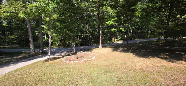 297 Lakeview Avenue, Burnside, KY 42519