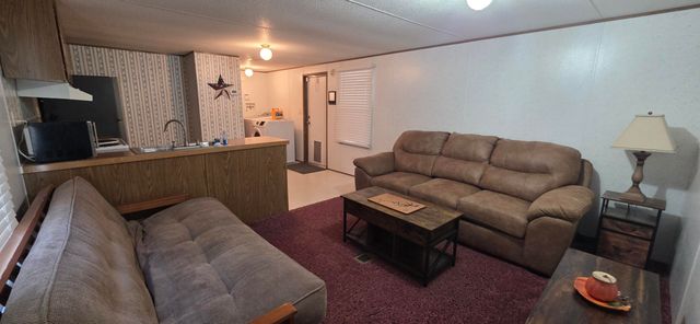 297 Lakeview Avenue, Burnside, KY 42519