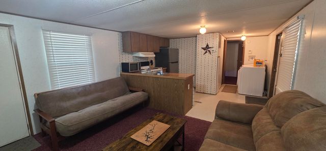 297 Lakeview Avenue, Burnside, KY 42519