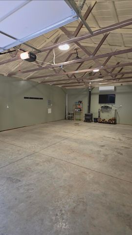 297 Lakeview Avenue, Burnside, KY 42519