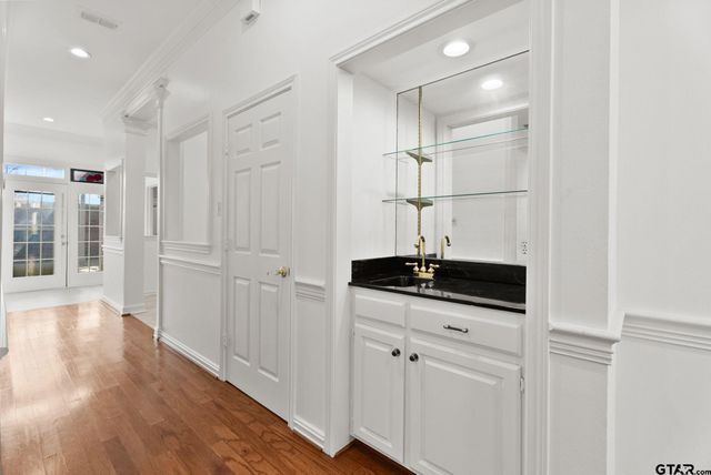 412 Brighton Ct, Tyler, TX 75701