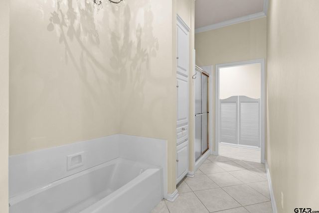 412 Brighton Ct, Tyler, TX 75701