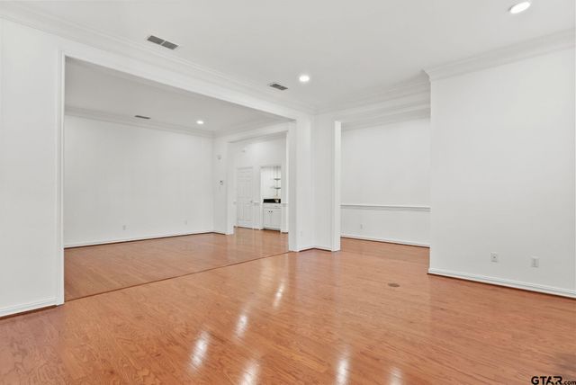 412 Brighton Ct, Tyler, TX 75701