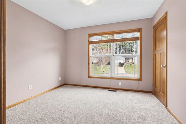 1921 Pineridge Drive, Hastings, MI 49058