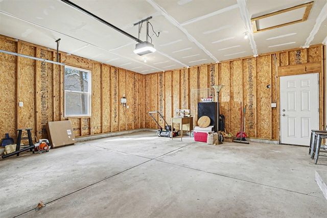 1921 Pineridge Drive, Hastings, MI 49058