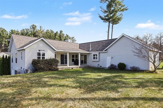1921 Pineridge Drive, Hastings, MI 49058
