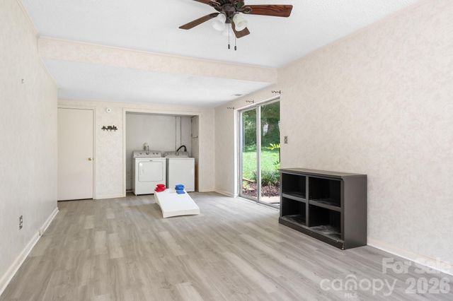 1009 Springs Road, Lincolnton, NC 28092