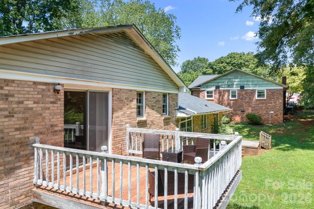1009 Springs Road, Lincolnton, NC 28092