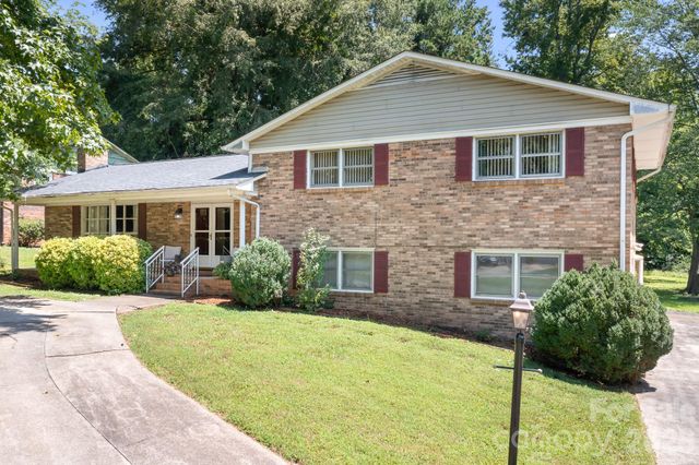 1009 Springs Road, Lincolnton, NC 28092