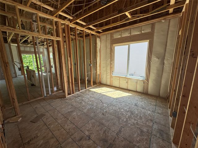 1041 2nd Street NE, Altoona, IA 50009
