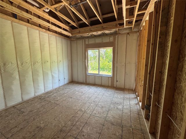 1041 2nd Street NE, Altoona, IA 50009
