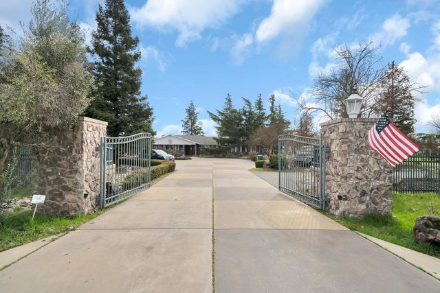 5420 E JAHANT, Galt, CA 95632