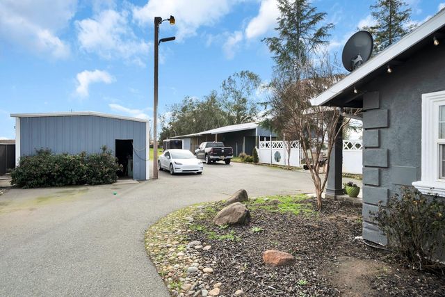 5420 E JAHANT, Galt, CA 95632