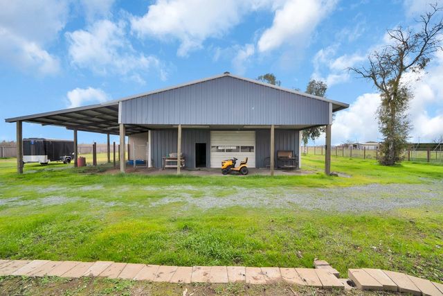 5420 E JAHANT, Galt, CA 95632