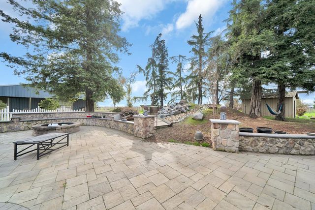 5420 E JAHANT, Galt, CA 95632