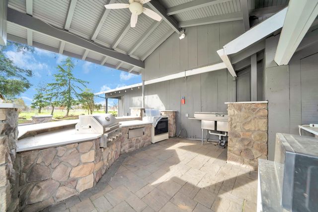 5420 E JAHANT, Galt, CA 95632