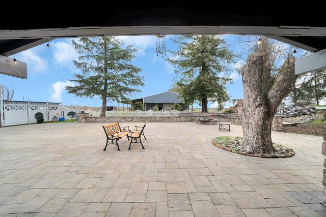 5420 E JAHANT, Galt, CA 95632