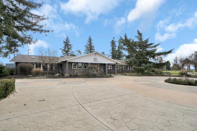 5420 E JAHANT, Galt, CA 95632