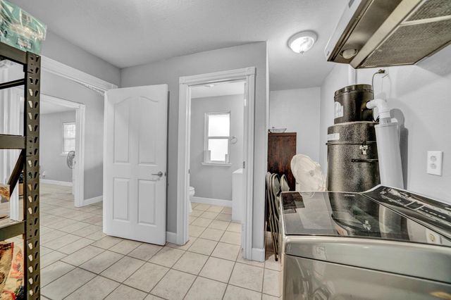 5420 E JAHANT, Galt, CA 95632