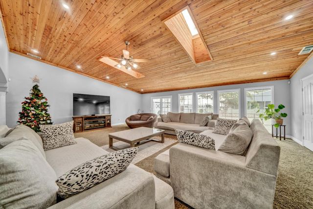 5420 E JAHANT, Galt, CA 95632