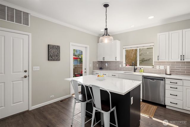 6522 W Crest View Loop SE, Snoqualmie, WA 98065