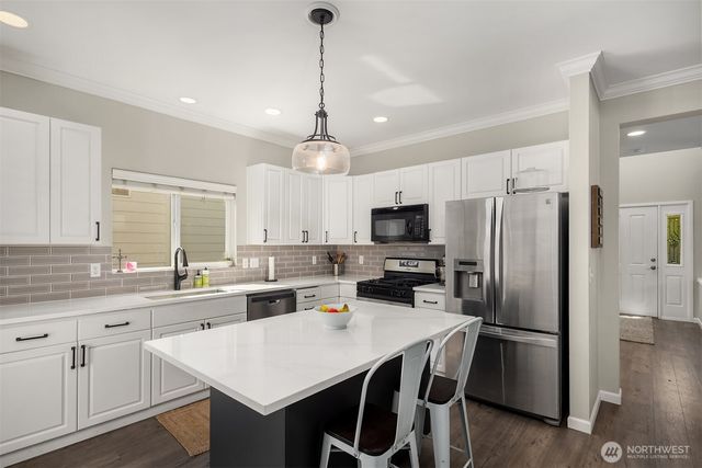 6522 W Crest View Loop SE, Snoqualmie, WA 98065