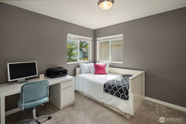 6522 W Crest View Loop SE, Snoqualmie, WA 98065