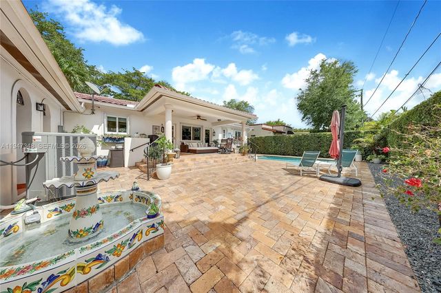 1402 Tangier St, Coral Gables, FL 33134