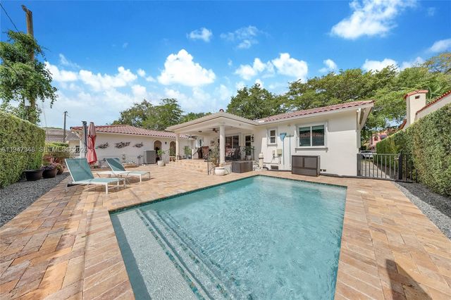 1402 Tangier St, Coral Gables, FL 33134