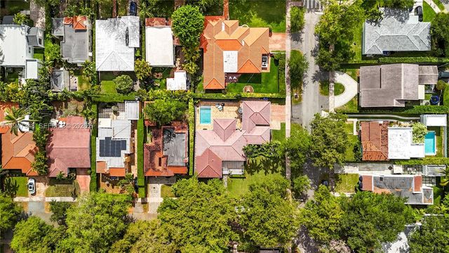 1402 Tangier St, Coral Gables, FL 33134