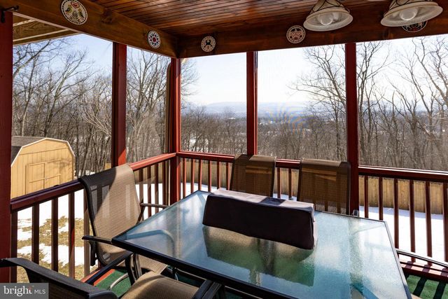 337 CLICKO LN, East Stroudsburg, PA 18301