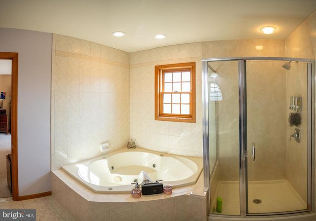 337 CLICKO LN, East Stroudsburg, PA 18301