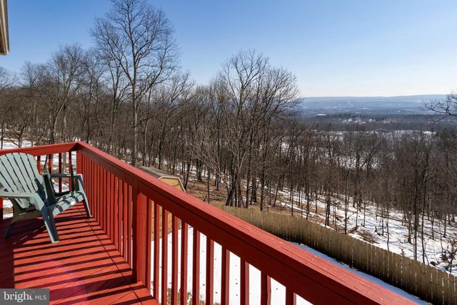 337 CLICKO LN, East Stroudsburg, PA 18301