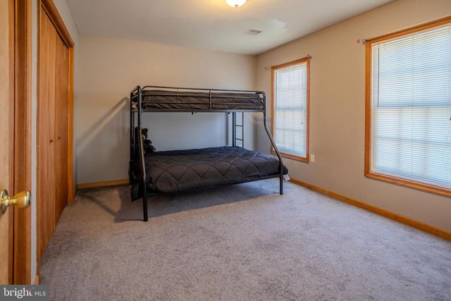 337 CLICKO LN, East Stroudsburg, PA 18301