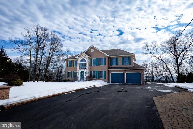 337 CLICKO LN, East Stroudsburg, PA 18301