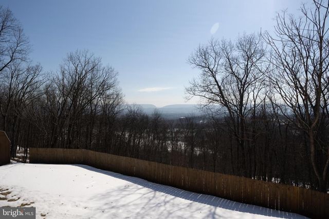 337 CLICKO LN, East Stroudsburg, PA 18301