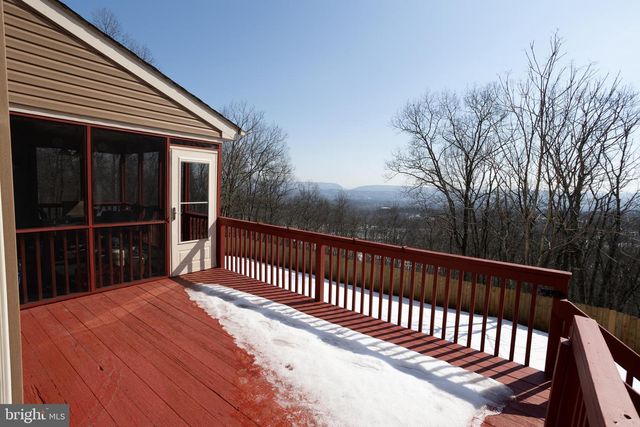 337 CLICKO LN, East Stroudsburg, PA 18301