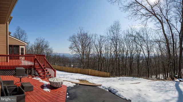 337 CLICKO LN, East Stroudsburg, PA 18301